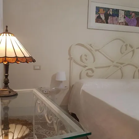 Relais Pacinotti Vendégház *